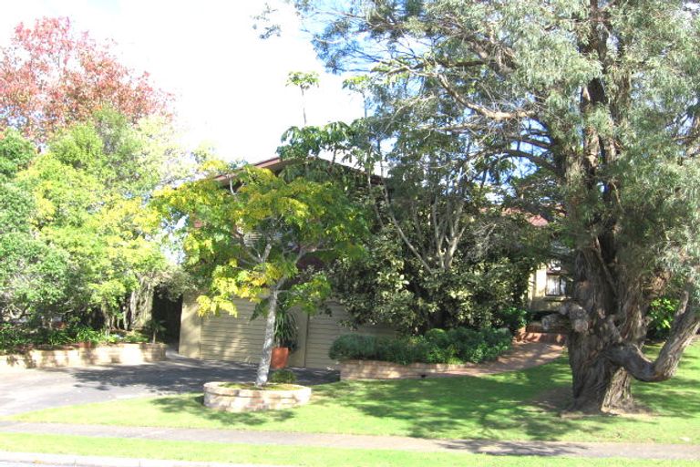 Photo of property in 13 Culver Terrace, Howick, Auckland, 2014