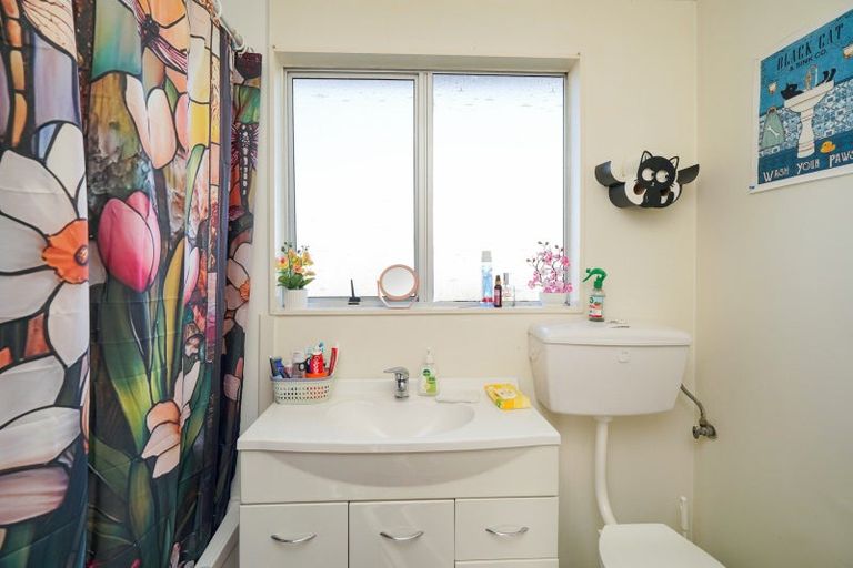 Photo of property in 44 Wicklow Street, Clifton, Invercargill, 9812