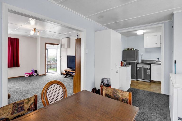 Photo of property in 3 Laurent Vc Street, Hawera, 4610