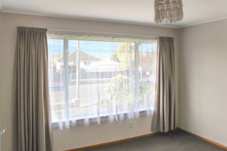 Photo of property in 31 Staveley Street, Avonhead, Christchurch, 8042