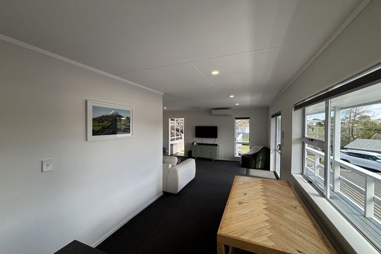 Photo of property in 16 Camellia Avenue, Bell Block, New Plymouth, 4312