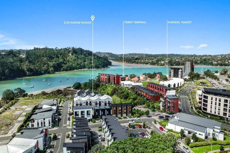 Photo of property in 5/35 Marine Parade, Hobsonville, Auckland, 0616