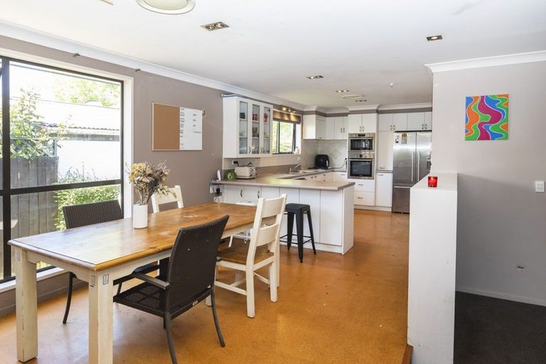 Photo of property in 52 Parkstone Avenue, Ilam, Christchurch, 8041