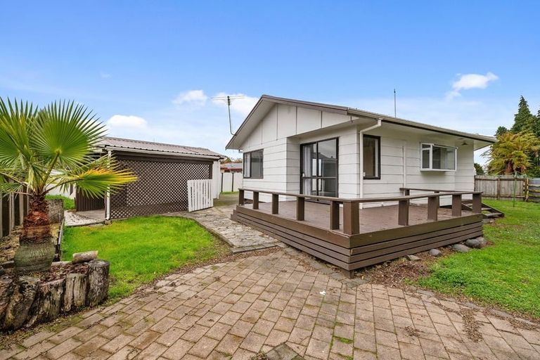 Photo of property in 45b Aquarius Drive, Kawaha Point, Rotorua, 3010