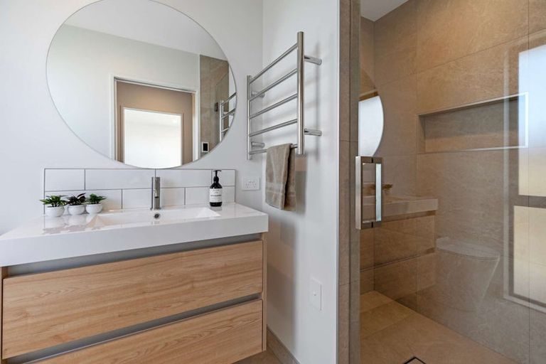 Photo of property in 1 Greig Crescent, Amberley, 7481