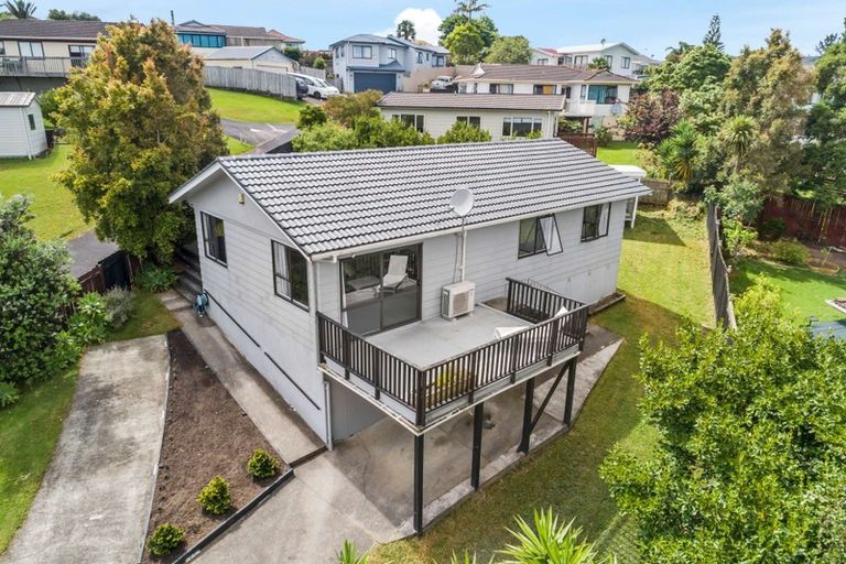 Photo of property in 80 Sunvue Road, Glen Eden, Auckland, 0602