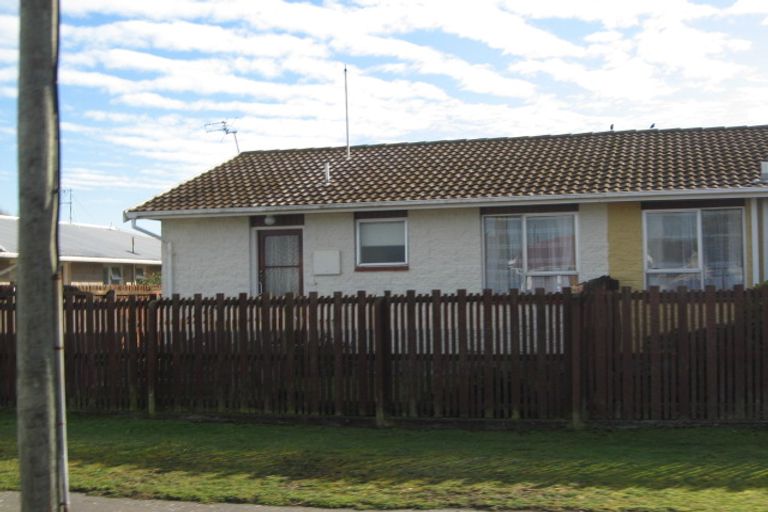 Photo of property in 2/38 Mountbatten Street, New Brighton, Christchurch, 8061