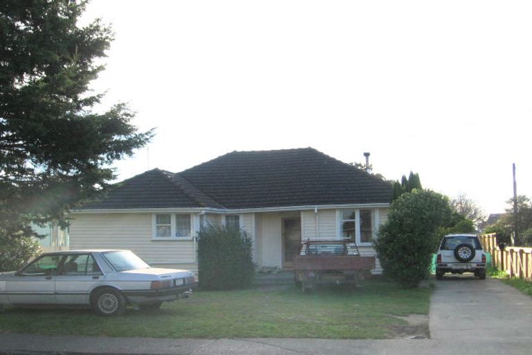 Photo of property in 1104a&b Cunningham Crescent, Mayfair, Hastings, 4122