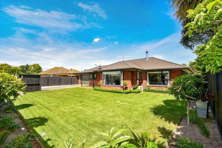 Photo of property in 14 Banks Street, Templeton, Christchurch, 8042