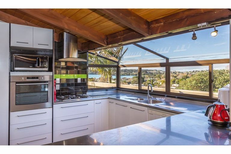 Photo of property in 47 Layton Road, Manly, Whangaparaoa, 0930