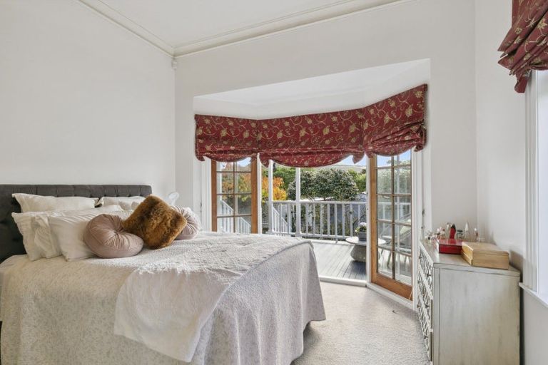 Photo of property in 11 Braithwaite Street, Karori, Wellington, 6012