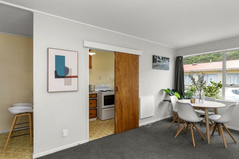 Photo of property in 171f5 Queens Drive, Lyall Bay, Wellington, 6022