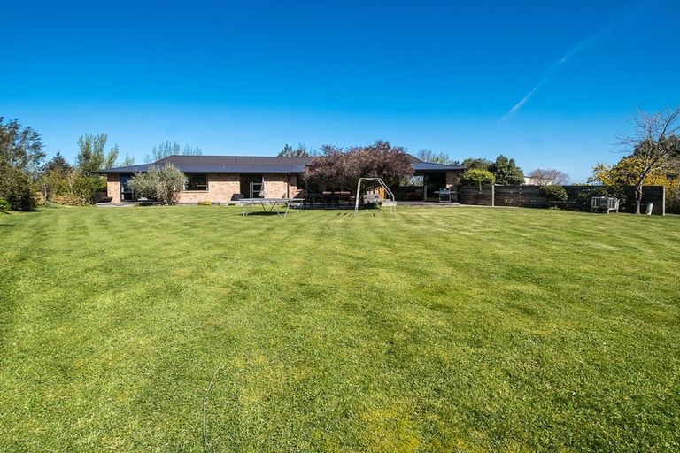 Photo of property in 300 Tirohanga Road, North Taieri, Mosgiel, 9092