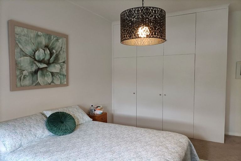 Photo of property in 17 Fernhill Terrace, Wadestown, Wellington, 6012