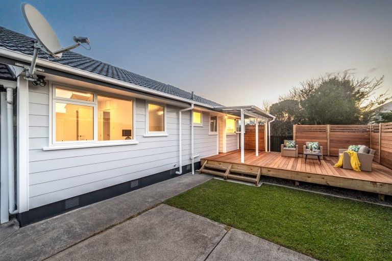 Photo of property in 10a Tomintoul Place, Highland Park, Auckland, 2010