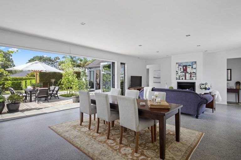 Photo of property in 14 Millbrook Drive, Waiuku, 2683