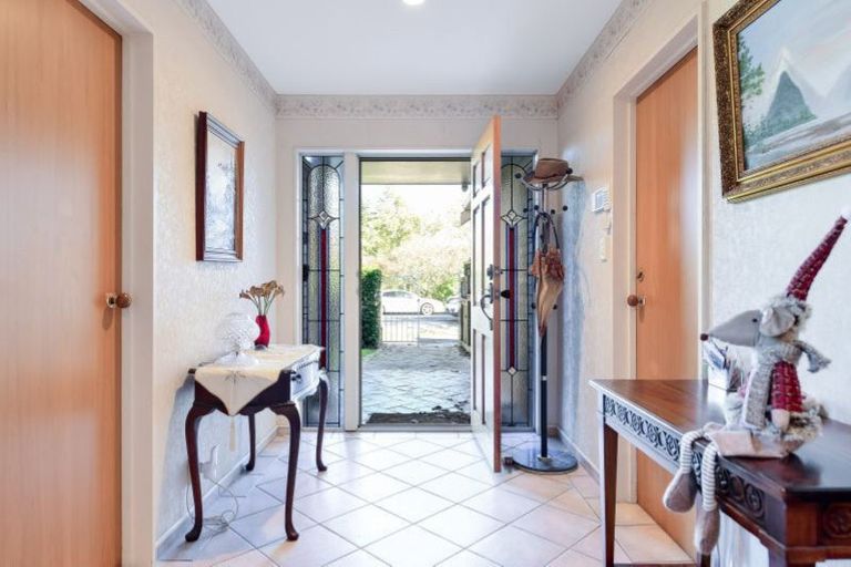 Photo of property in 68 Memorial Drive, Hamilton East, Hamilton, 3216