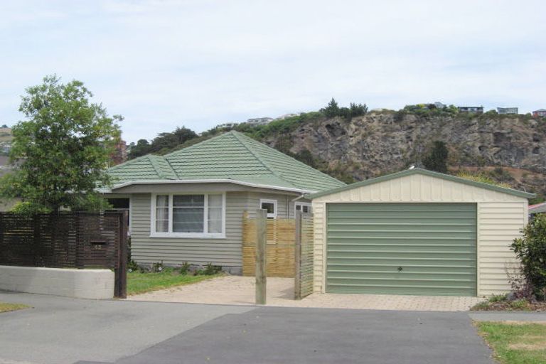 Photo of property in 43 Celia Street, Redcliffs, Christchurch, 8081