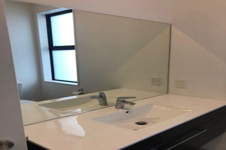 Photo of property in 10/20u Trent Street, Island Bay, Wellington, 6023