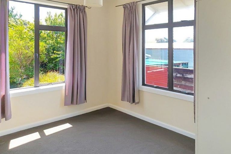 Photo of property in 37 Manuka Street, Castlecliff, Whanganui, 4501