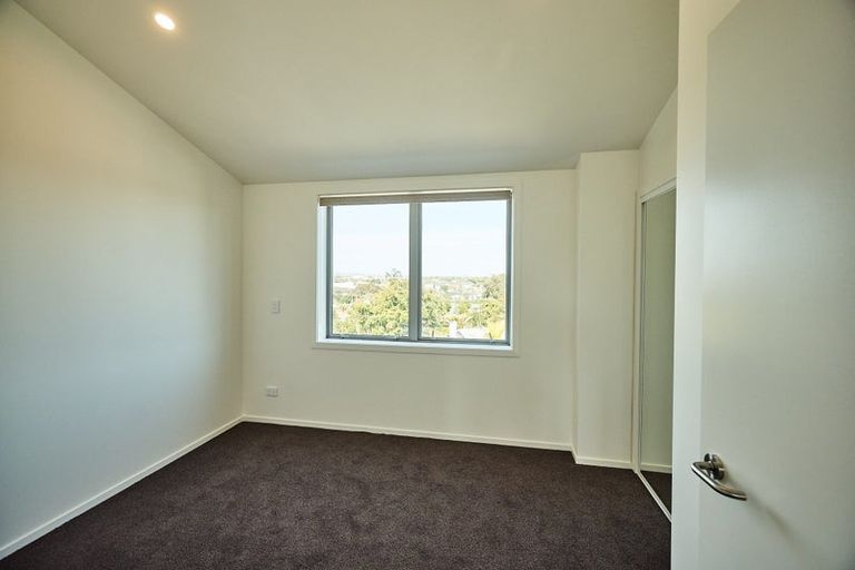 Photo of property in 14 Te Puketoka Lane, Mangere, 2022