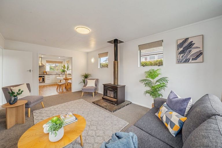 Photo of property in 30a Hudson Avenue, Ebdentown, Upper Hutt, 5018