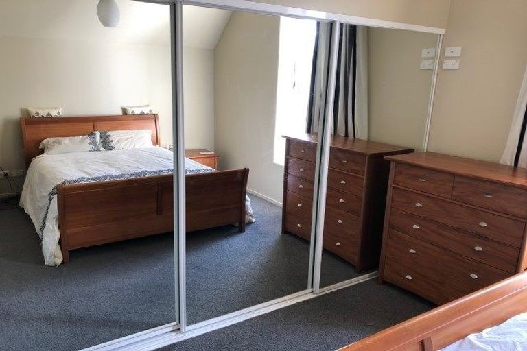 Photo of property in Pirie Street Townhouses, 27/35u Pirie Street, Mount Victoria, Wellington, 6011