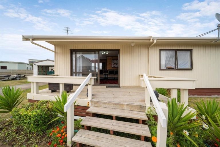Photo of property in 42 Tawa Street, Hawera, 4610