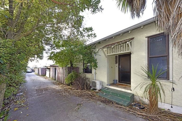 Photo of property in 15 Newcastle Street, Phillipstown, Christchurch, 8011