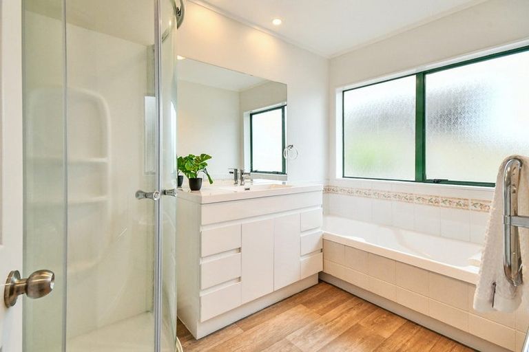 Photo of property in 41 Wairere Road, The Gardens, Auckland, 2105