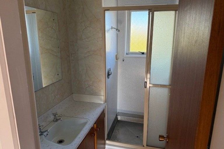 Photo of property in 20 Woodstock Place, Russley, Christchurch, 8042