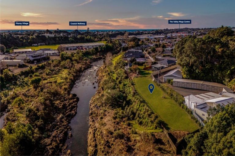 Photo of property in 20c Gordon Street, Glen Avon, New Plymouth, 4312