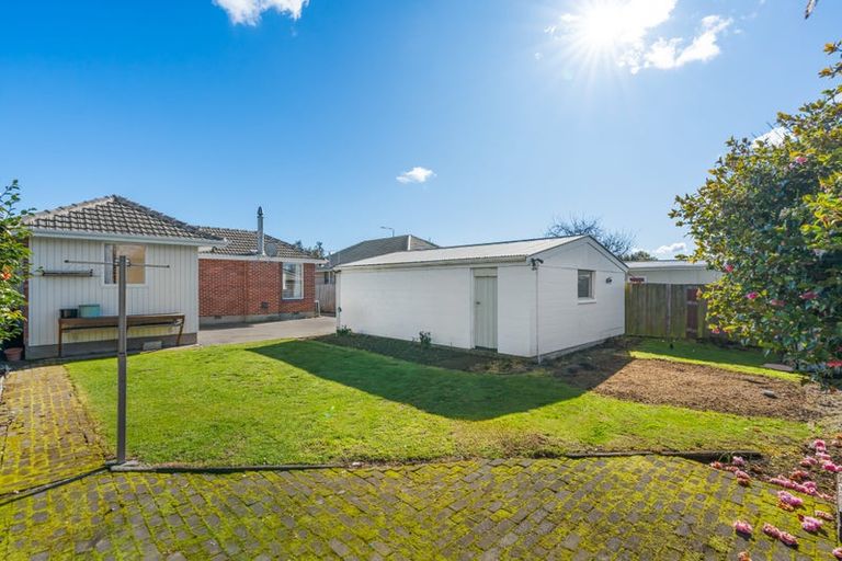 Photo of property in 184 Withells Road, Avonhead, Christchurch, 8042