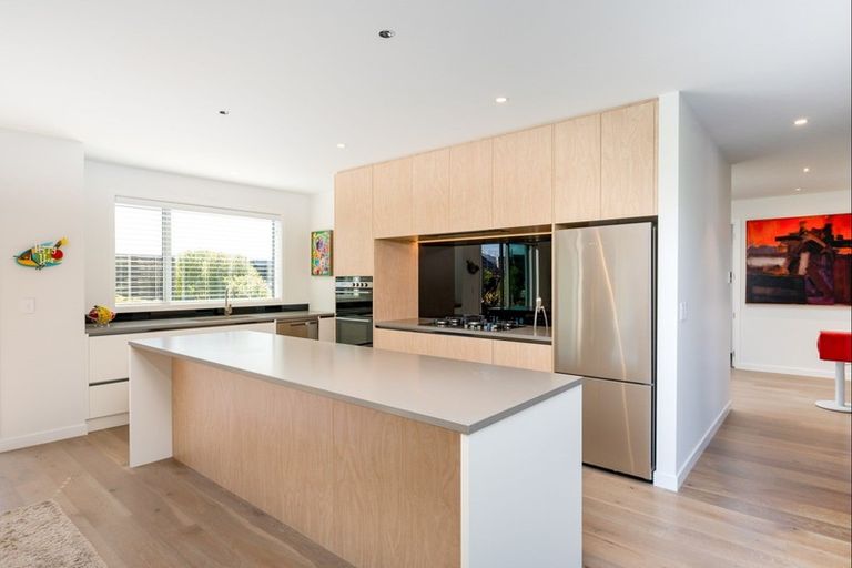 Photo of property in 4 Mcdonald Street, Wanaka, 9305