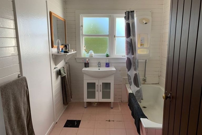 Photo of property in 16 Rimu Street, Mangakino, 3421