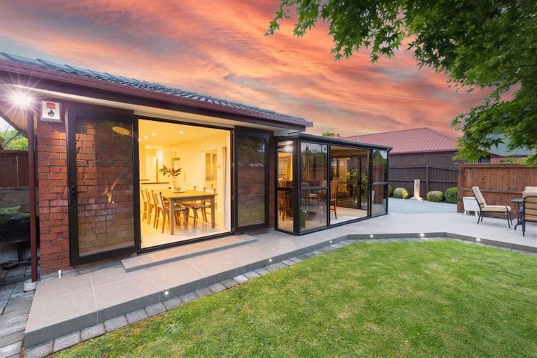 Photo of property in 83 Merrin Street, Avonhead, Christchurch, 8042