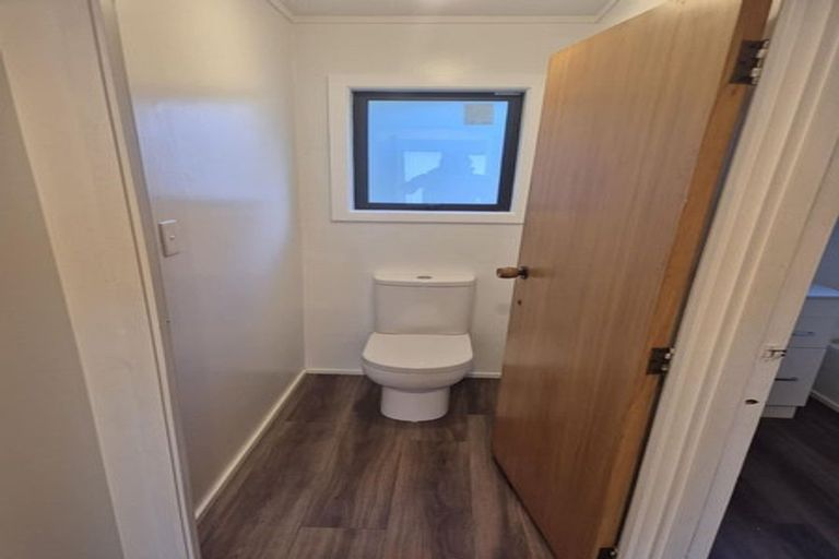 Photo of property in 49a Albatross Close, Whitby, Porirua, 5024