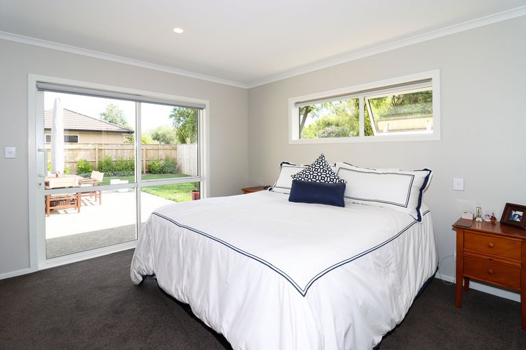 Photo of property in 60 Feist Street, Carterton, 5713