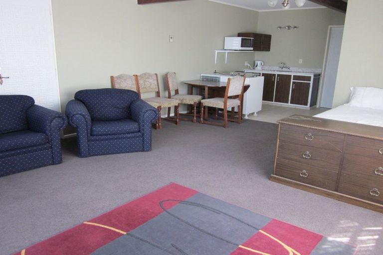 Photo of property in 64 Rama Crescent, Khandallah, Wellington, 6035