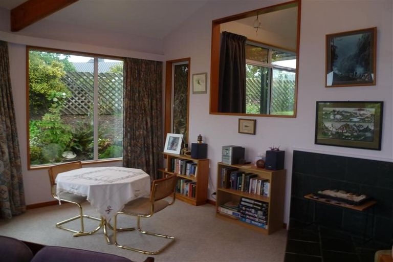 Photo of property in 9 Mulberry Lane, Wanaka, 9305