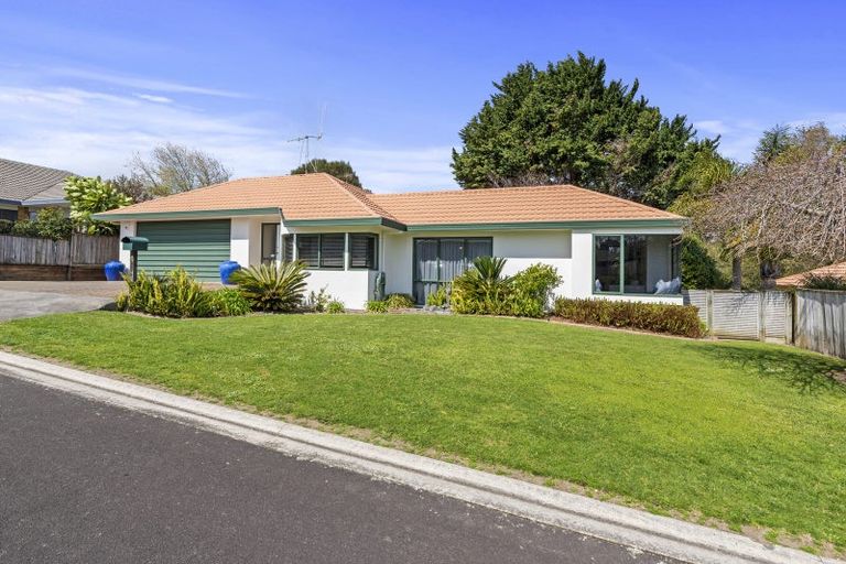 Photo of property in 4 Molyneux Place, Welcome Bay, Tauranga, 3112