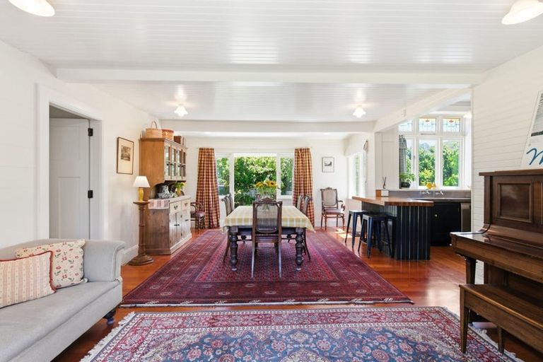 Photo of property in 35 Homewood Avenue, Karori, Wellington, 6012