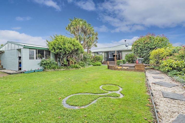 Photo of property in 413 Yaldhurst Road, Russley, Christchurch, 8042