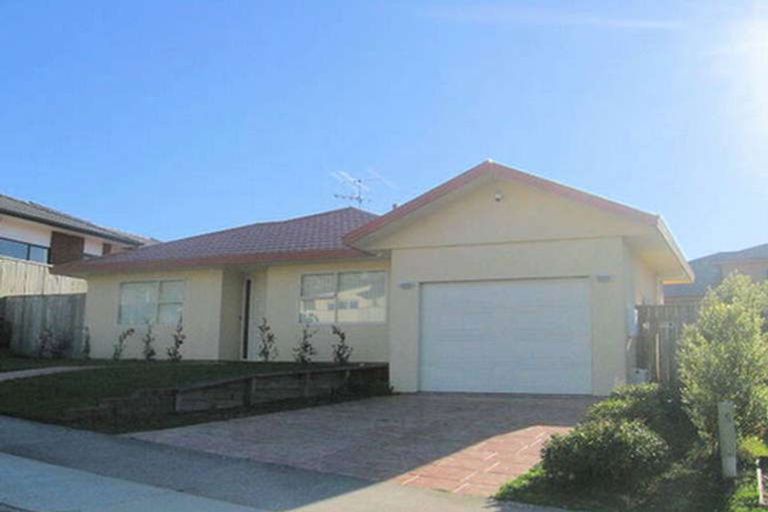 Photo of property in 52 Navigation Drive, Whitby, Porirua, 5024