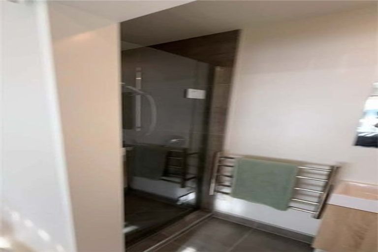 Photo of property in 5a Colin Chester Drive, Silverdale, 0932