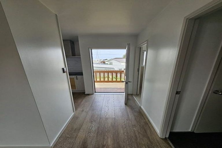 Photo of property in 2/29 Takanini Road, Takanini, 2112