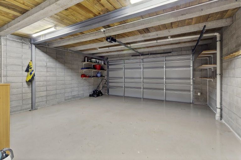 Photo of property in 29 Waru Street, Khandallah, Wellington, 6035