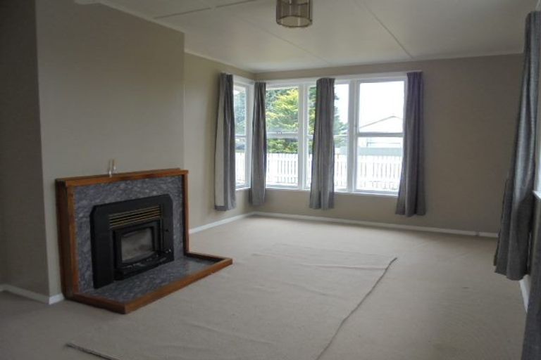 Photo of property in 35 Liverpool Crescent, Flaxmere, Hastings, 4120