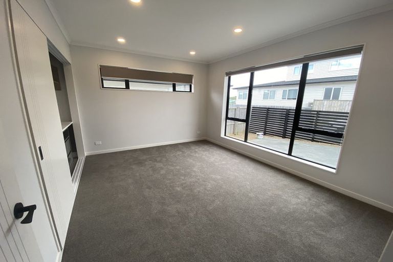 Photo of property in 26 Bine Crescent, Orewa, 0931