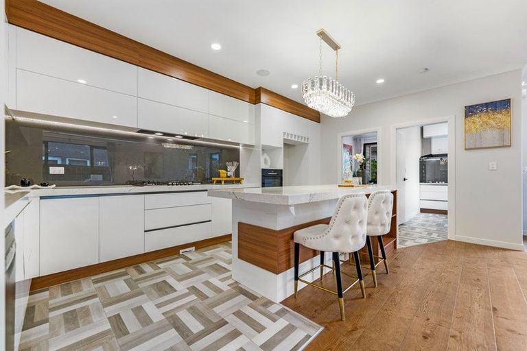 Photo of property in 11 Castlebane Drive, Flat Bush, Auckland, 2019